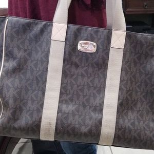 Michael Kors Weekend Tote